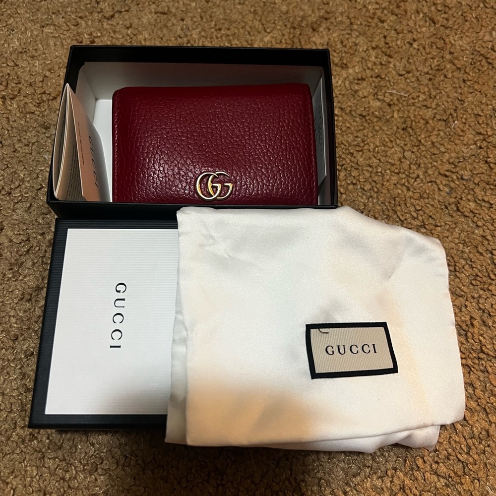 Gucci wallet